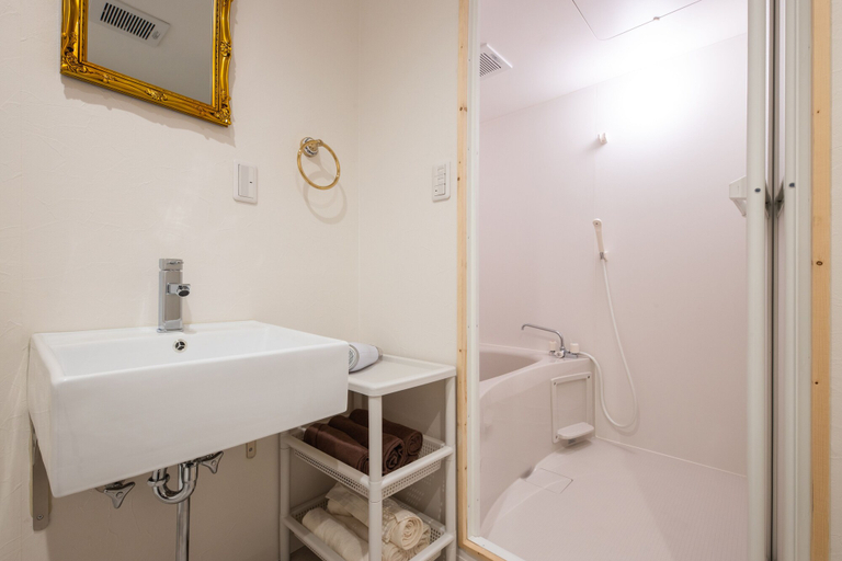 Bathroom 4, Urban Stay Oshiage, Sumida