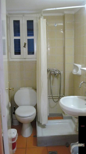 Bathroom, Tatsis Apartments, South Aegean