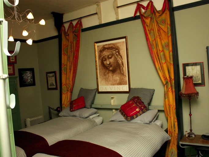 Bedroom 2, Parsons House B&B, Staffordshire