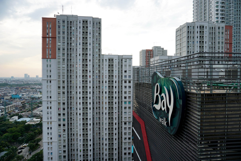 Exterior & Views 3, Blue Studio Apartment at Green Bay Pluit By Travelio, Jakarta Utara