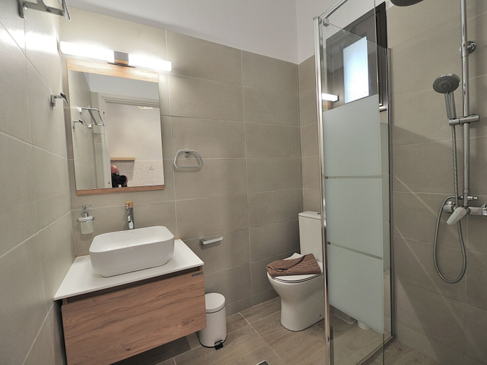 Bathroom 4, Vista Mare Skiathos, Thessaly