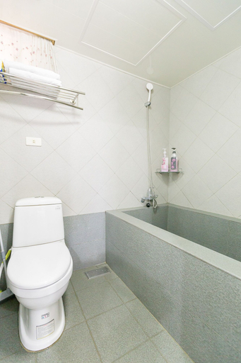 Bathroom 2, Star Hotel, Kaohsiung