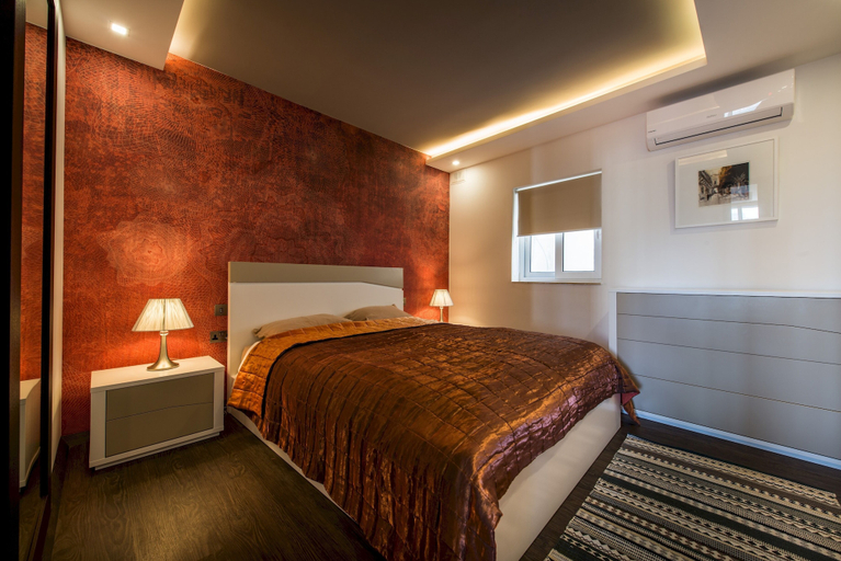 Bedroom, Stylish Seaview Apartment In a Prime Location