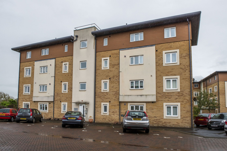 Exterior & Views 1, Karah Suites - Manley Gardens Two, Somerset