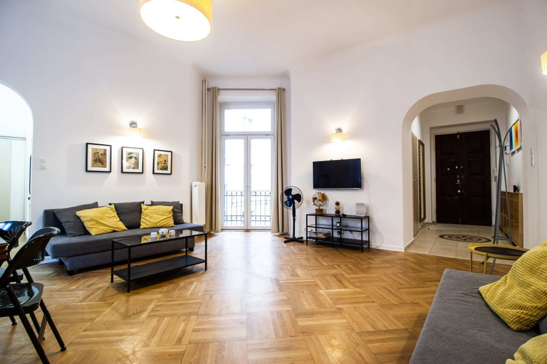 Others 5, Kopernika Srodmiescie Apartment, Warsaw
