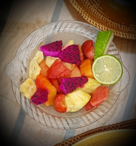 Food & Drinks 5, Villa Lumbalumba Banyualit, Buleleng