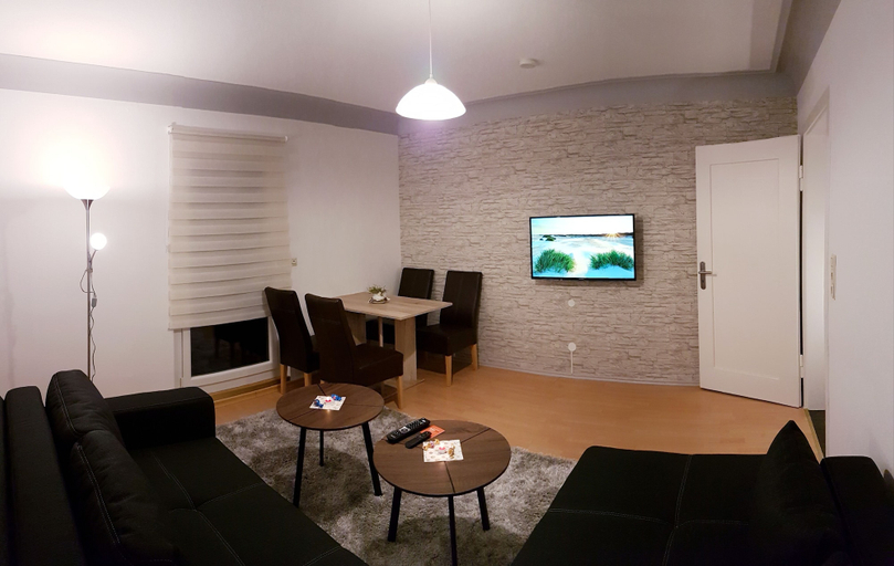 Others 5, Ermis Apartments, Reutlingen