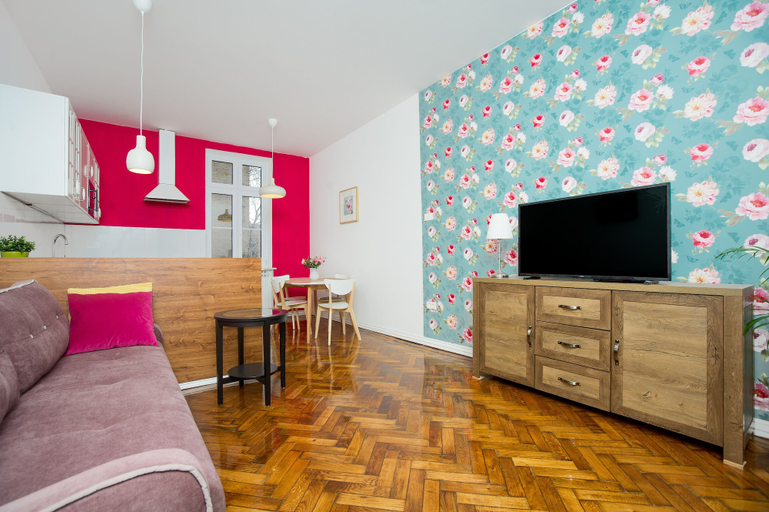 Others 5, Crown Apartment, Zagreb