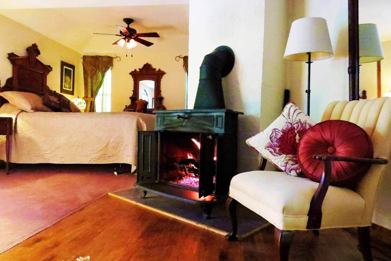 Others 4, BENTON PLACE INN, Carroll