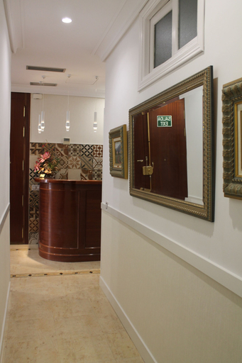 Others 5, Hostal Alfaro, Madrid