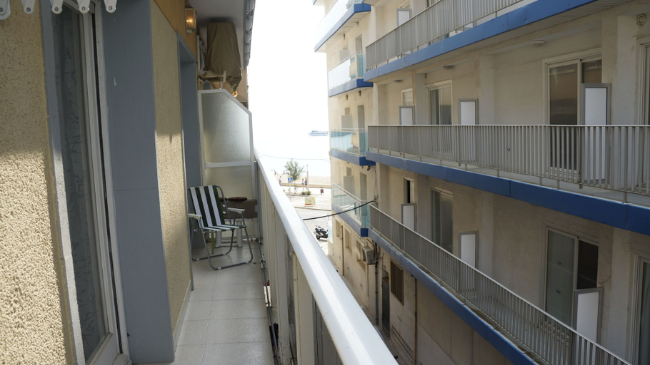 Others 5, Blanes Beach, Girona