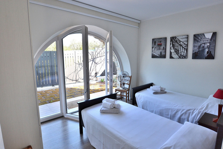 Bedroom 3, Villa Lisi With Pool, Verona