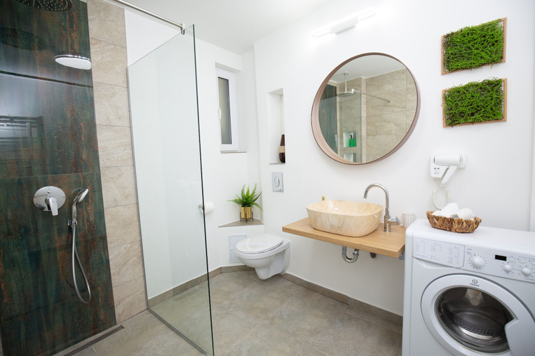 Bathroom 3, Metropole Apartments Old Center, Municipiul Bucuresti