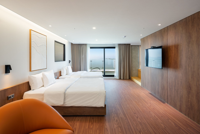 Bedroom 3, Hotel Cielo, Siheung