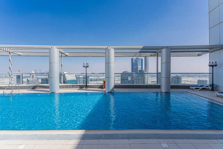Outdoor pool 5, HiGuests - Burj Al Nujoom Tower, Dubai