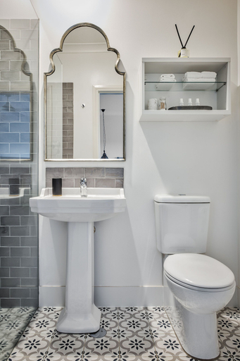 Bathroom 4, 99 Acres Bangalow Retreat, Byron