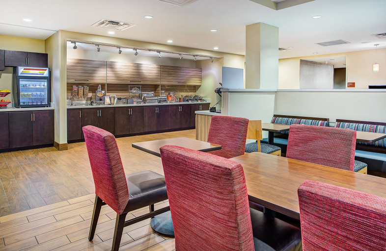 Food & Drinks 5, TownePlace Suites by Marriott Cookeville, Putnam