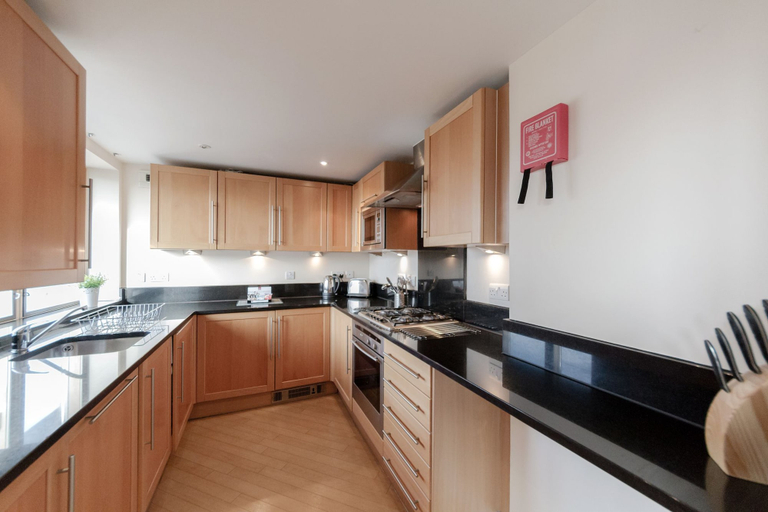 Others 3, Roomspace Apartments -The Courtyard, London