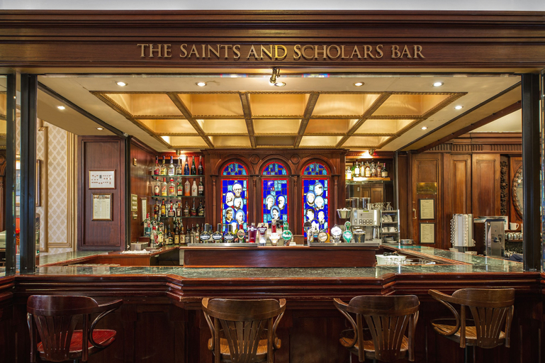 Food & Drinks 5, Wynn's Hotel, Dublin