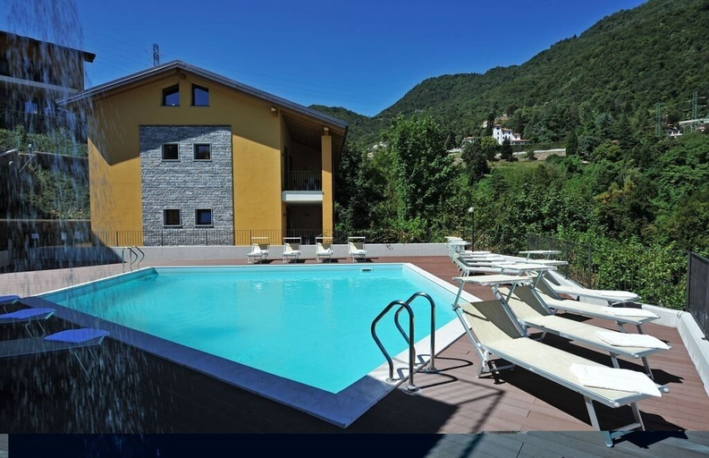 Outdoor pool 4, Residence Eden Camelia 6, Como