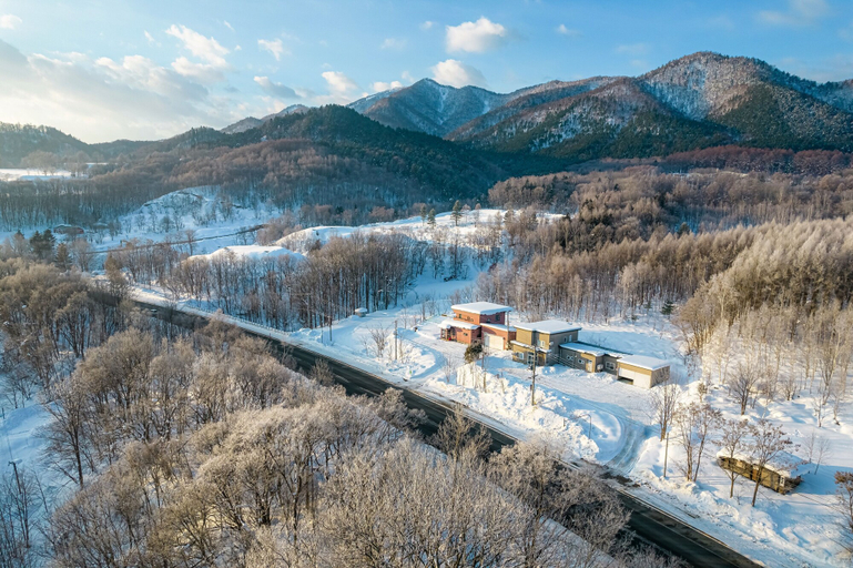 Others 4, The Landmark, Furano