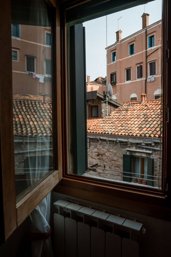 Others 5, Ca' Marina, Venezia