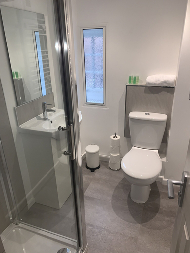 Bathroom 3, The Falcon Hotel & Restaurant, Shropshire