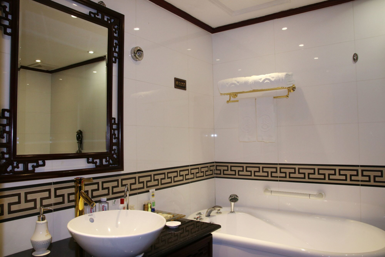 Bathroom 4, Homeland International Hotel, Huizhou