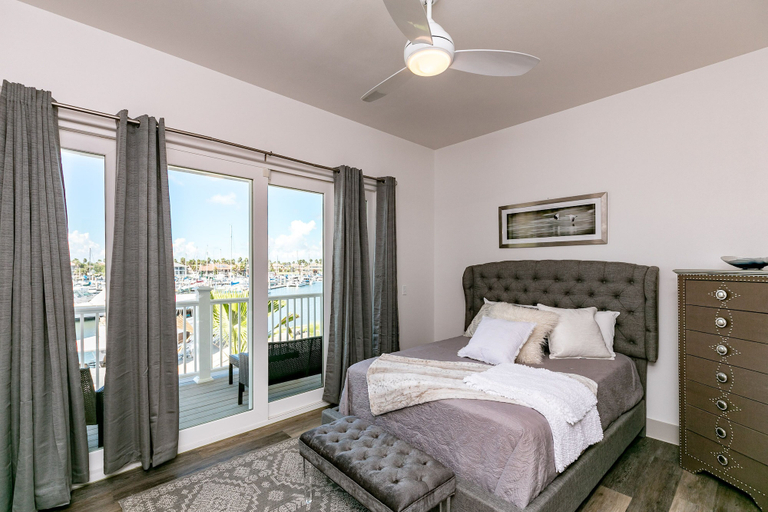 Bedroom 3, Mayday Vacay, Nueces