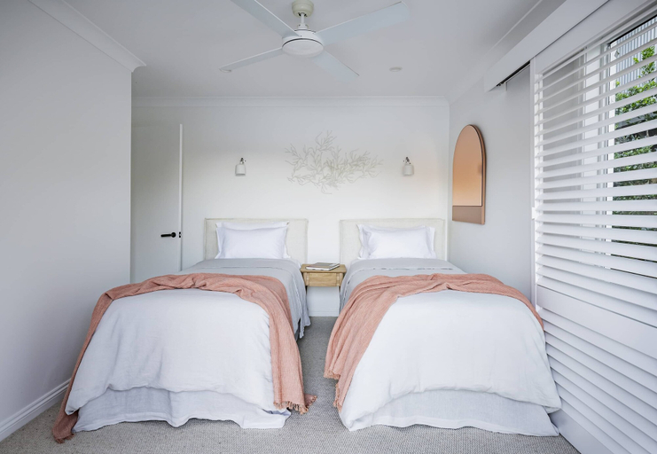 Bedroom 2, Calabash Bay Lodge, Sydney