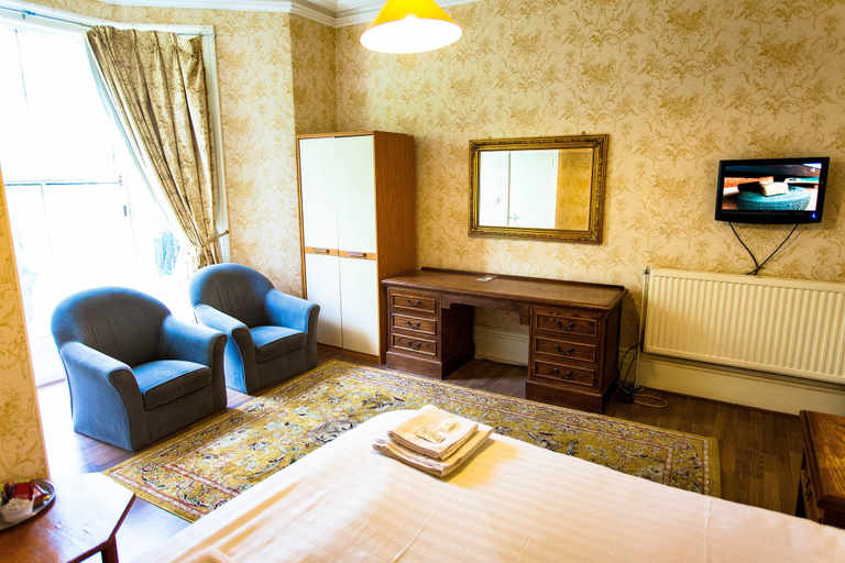 Others 5, Portland Hotel, Derbyshire