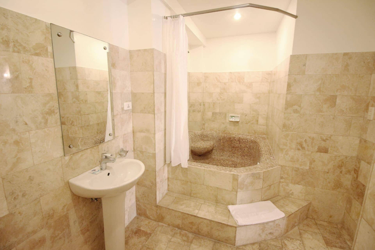 Bathroom 4, Mermaid Resort Puerto Galera, Puerto Galera