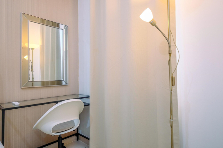 Bathroom 3, Best View 2Br At Transpark Cibubur Apartment With Sofa Bed, Depok