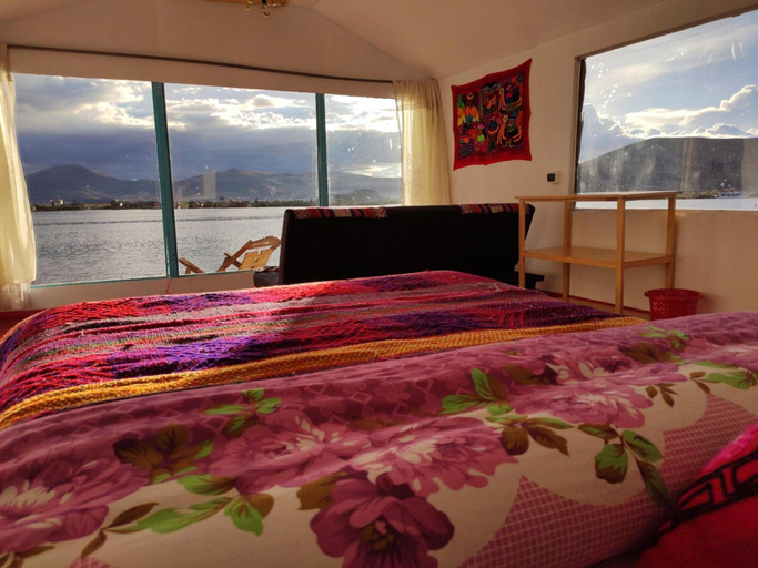 Bedroom 3, Uros Quechua Lodge, Puno