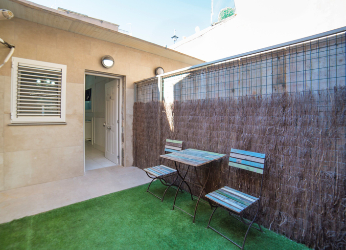 Others 5, L'Otelet by Sweet, Valencia