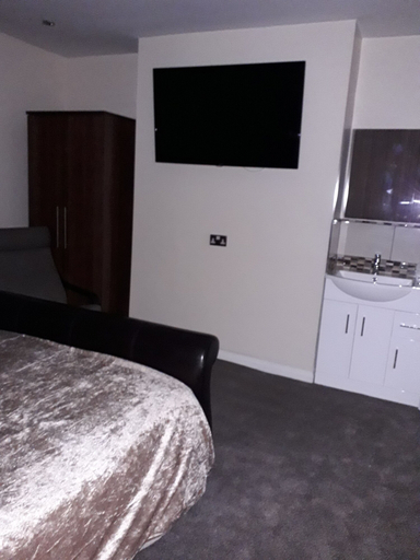 Bedroom 2, The New Inn, Derbyshire