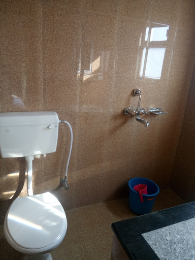 Bathroom, Kingfisher Jungle Trekking Tour, Narayani