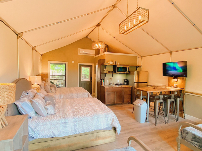 Bedroom 3, #1 Son's Geronimo - Birdhouse Cabin, Guadalupe