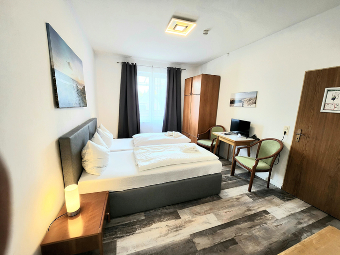 Bedroom 2, Hôtel Garni Cuxhaven Lerche, Cuxhaven