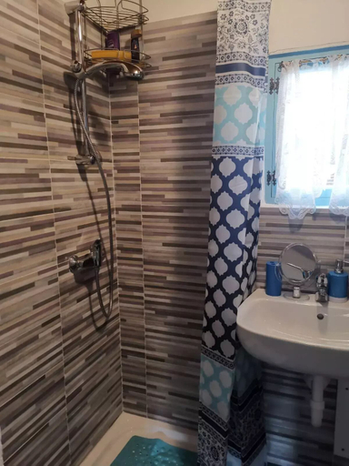 Bathroom 4, Guesthouse La nuvola, Biella