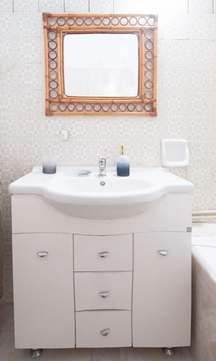 Bathroom 5, Best House Marina Home Athens Ave Patra, West Greece
