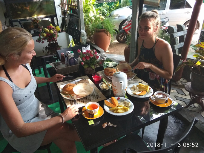 Food & Drinks 5, AWON Hotel, Weligama