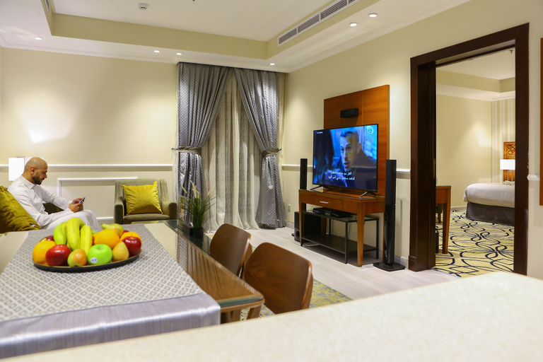 Bedroom 4, Lotaz Hotel Suites - Al Salamah, Jeddah