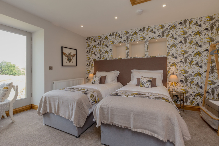Bedroom 3, Rachel's Farm Luxury Escapes With Hot Tubs, Stirling
