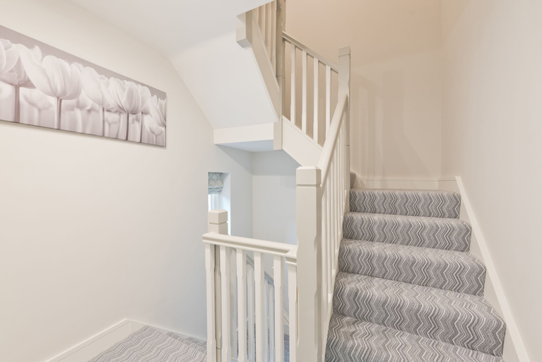 Others 5, The Seamus Heaney Suite - hiphipstay, Dublin