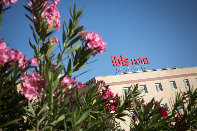 Exterior & Views 2, ibis Jerez de La Frontera, Cádiz