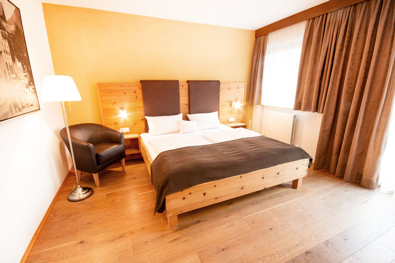 Bedroom 4, Gasthaus-Hotel beim Dresch, Kufstein