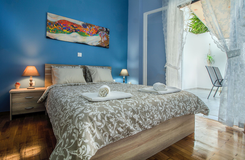 Bedroom 2, Elegant and renovated flat in Dafni, Attica