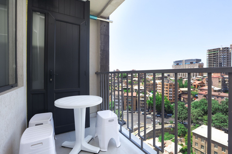 Others 4, Apart-Hotel on King Pap Street 26-4, Yerevan