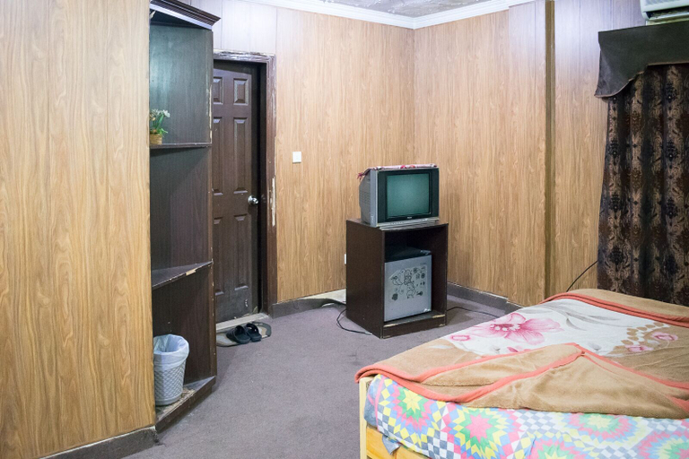 Bedroom 2, Gardenia Hotel, Lahore